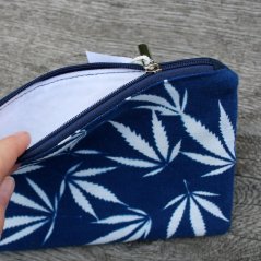 zipová taštička Blue Cannabis NO3